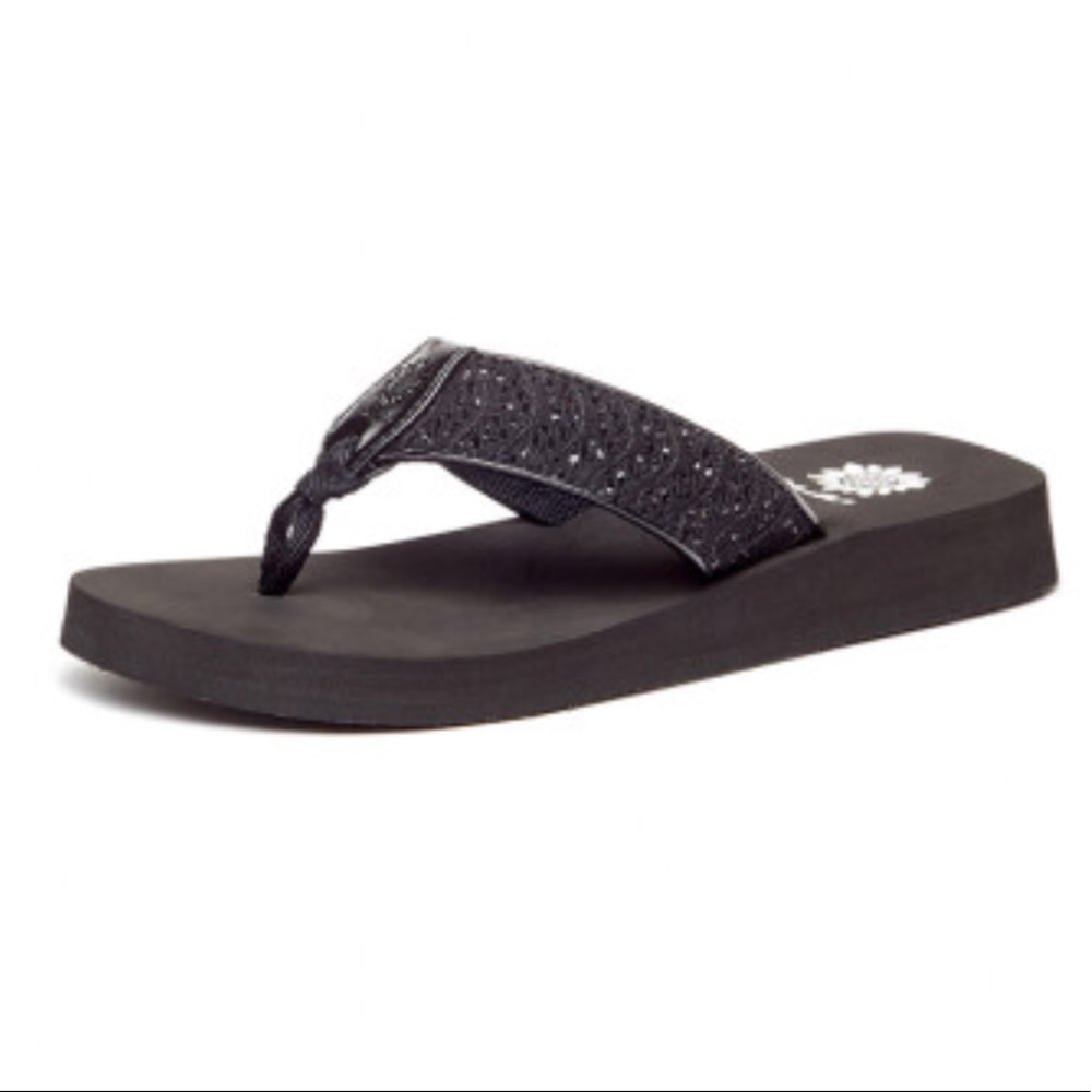 Yellow Box Corrina Sandal In Black